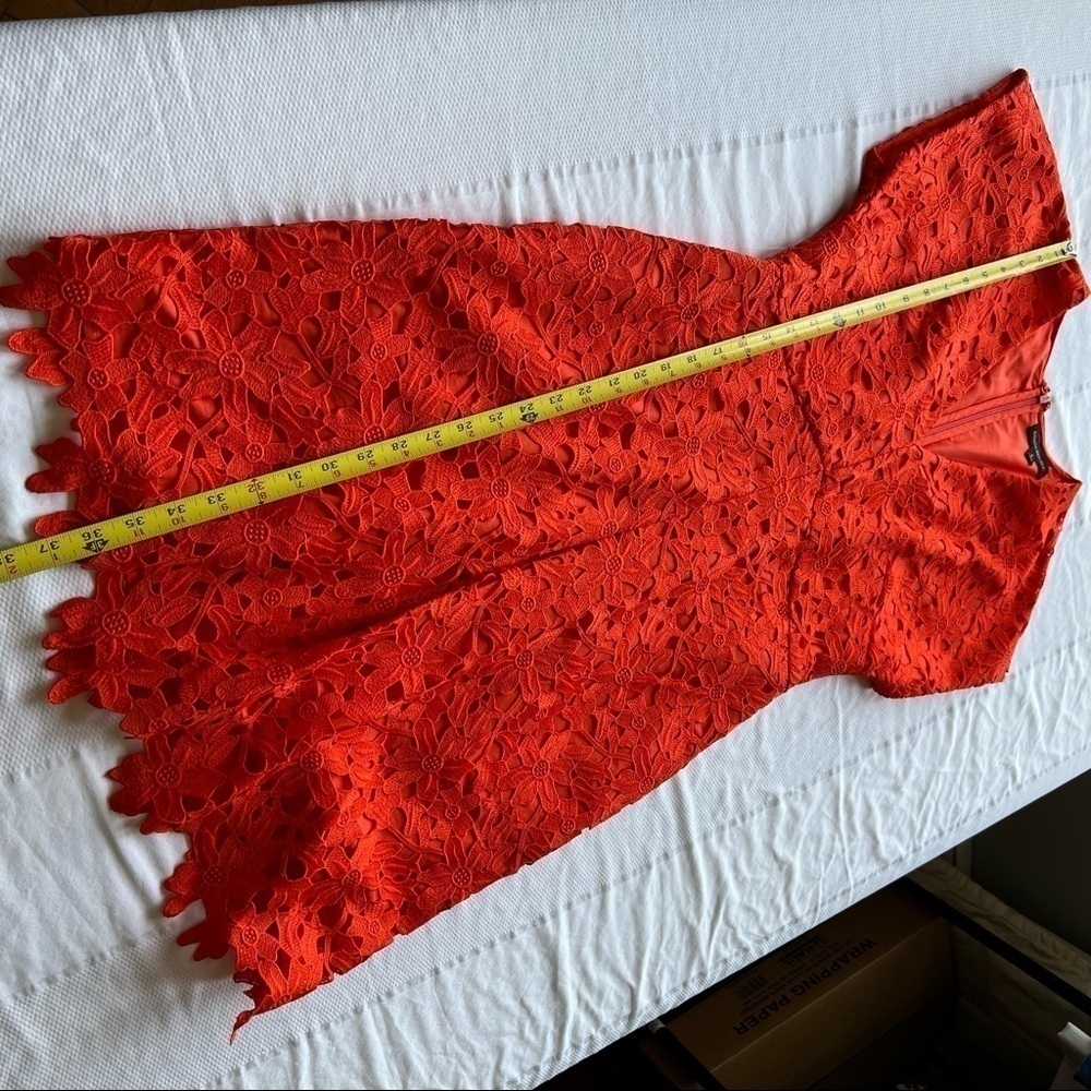 Banana Republic Embroidered V-Neck Dress in Reddish Orange Color in Size 6 - Picture 9 of 13